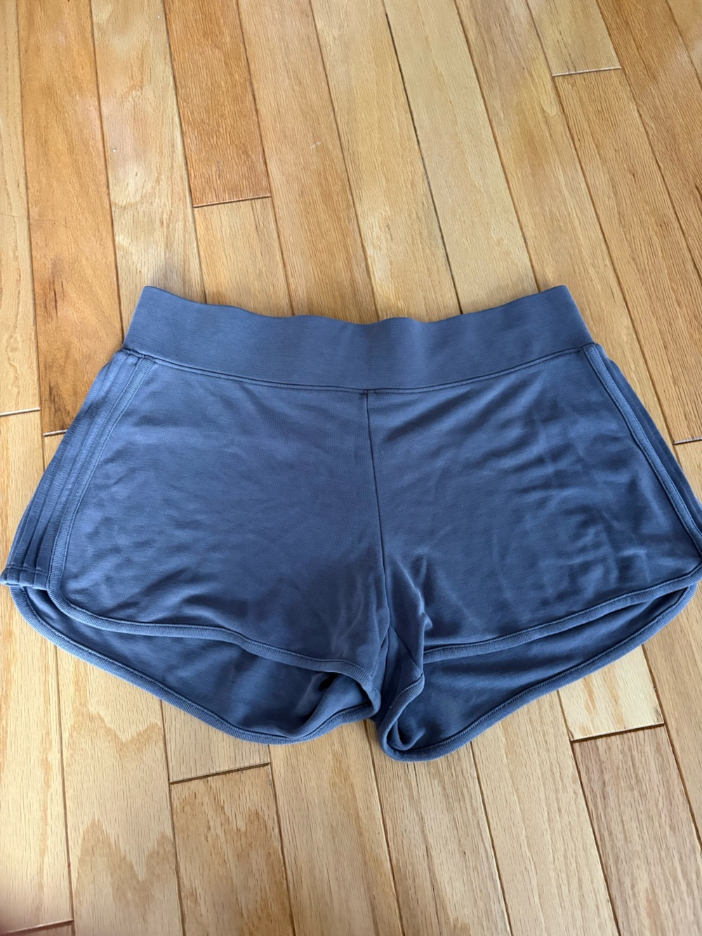 Athleta Medium Slate Gray casual Shorts